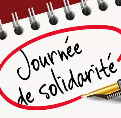 Le nombre d’heures de travail à réaliser au titre de la journée de solidarité est-il différent selon que le salarié est à temps complet ou à temps partiel ?